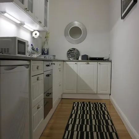 - Starowiejska 14 Apartment *