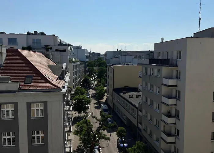 - Starowiejska 14 * Гдыня